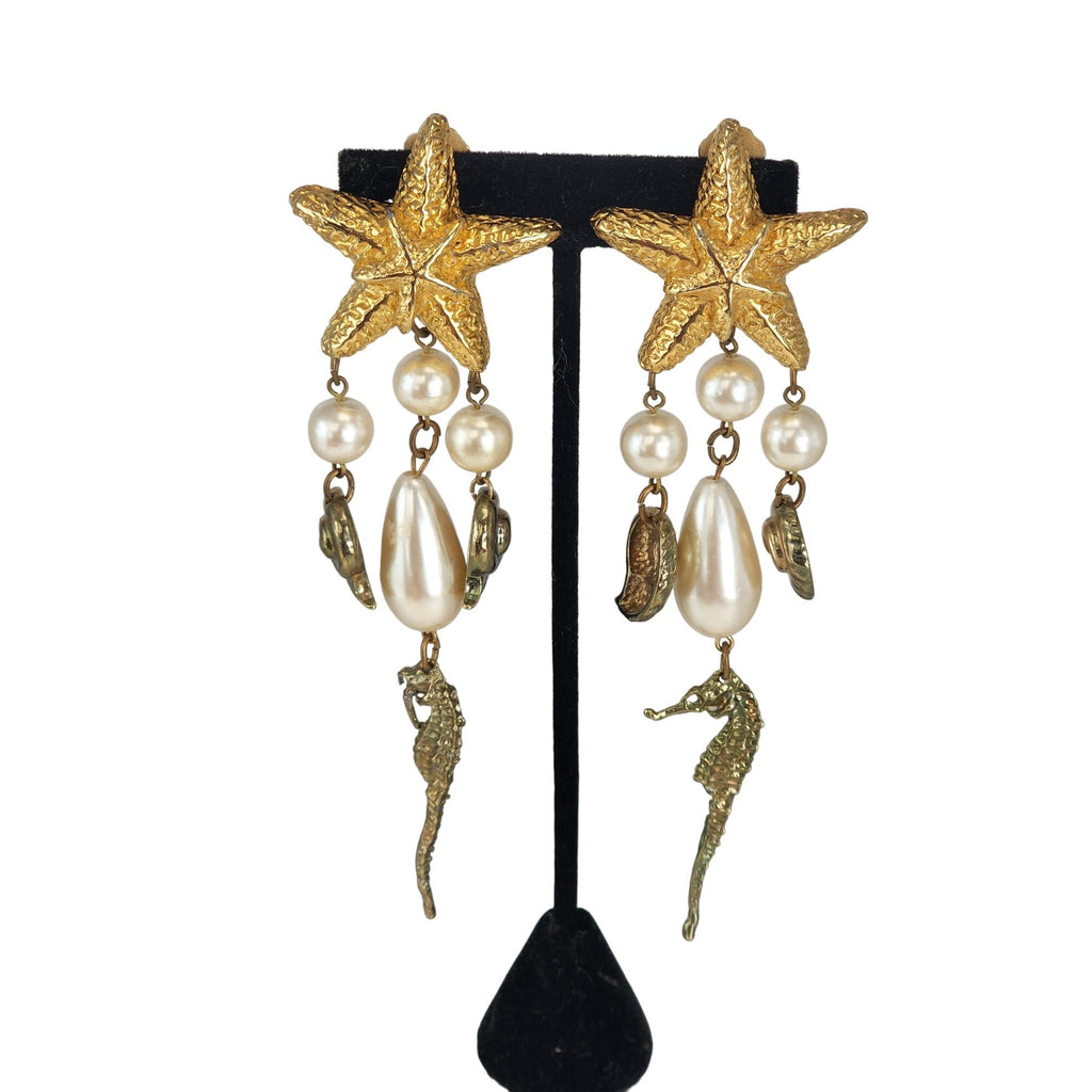Vintage Signed Bill Blass Starfish & Sea Horse Clip Earrings (A599)