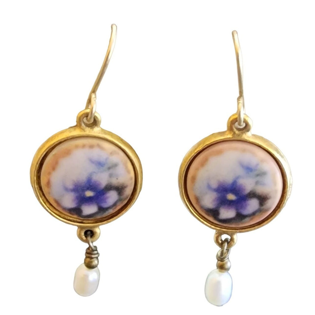 Vintage Porcelain Pansy & Pearl Pierced Earrings (A2730)