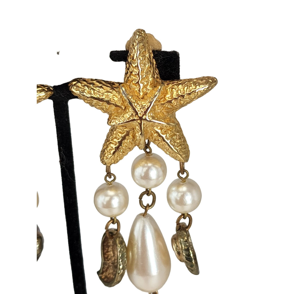 Vintage Signed Bill Blass Starfish & Sea Horse Clip Earrings (A599)