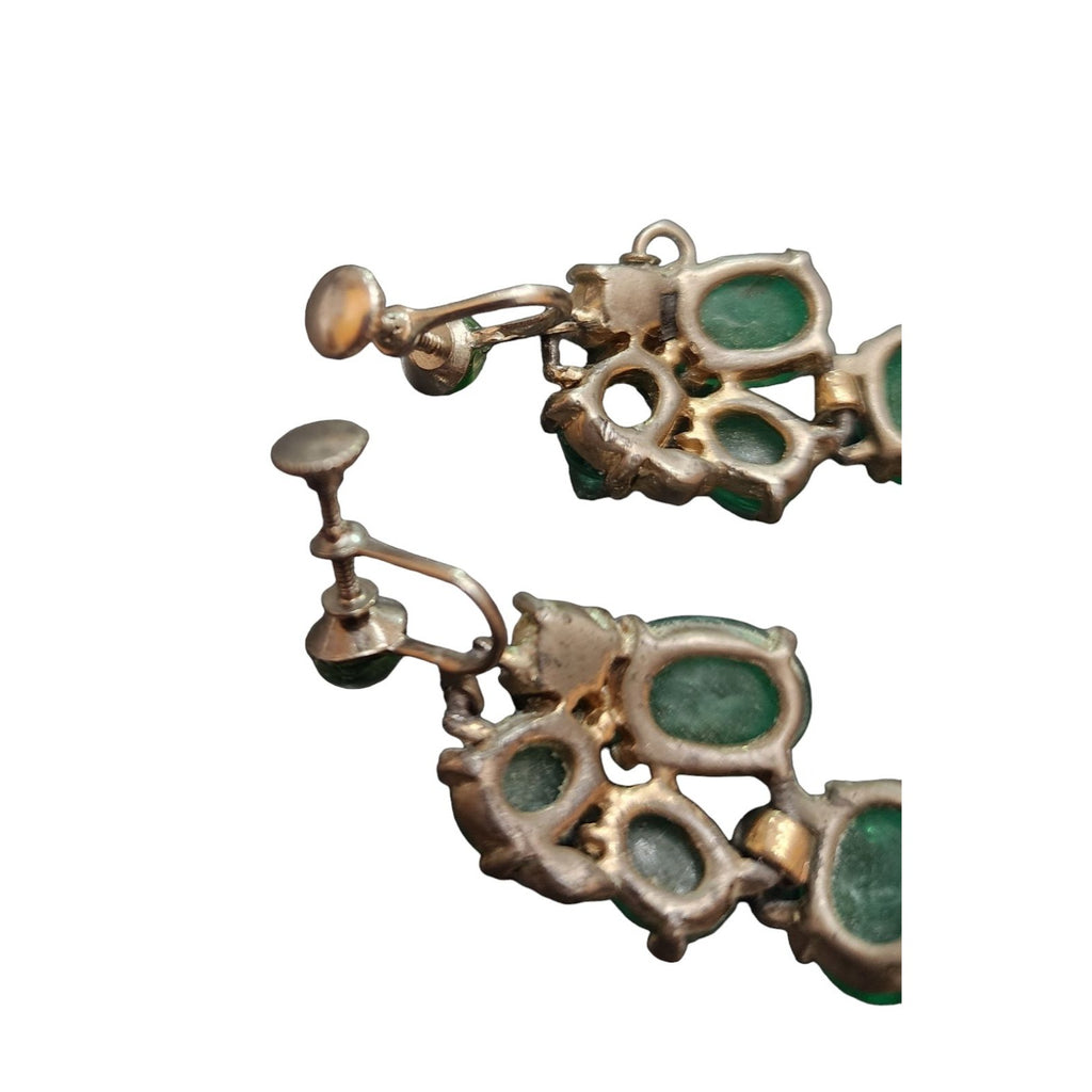 Vintage Unsigned Flawed Emerald Glass Screw Back Earrings (A4026)
