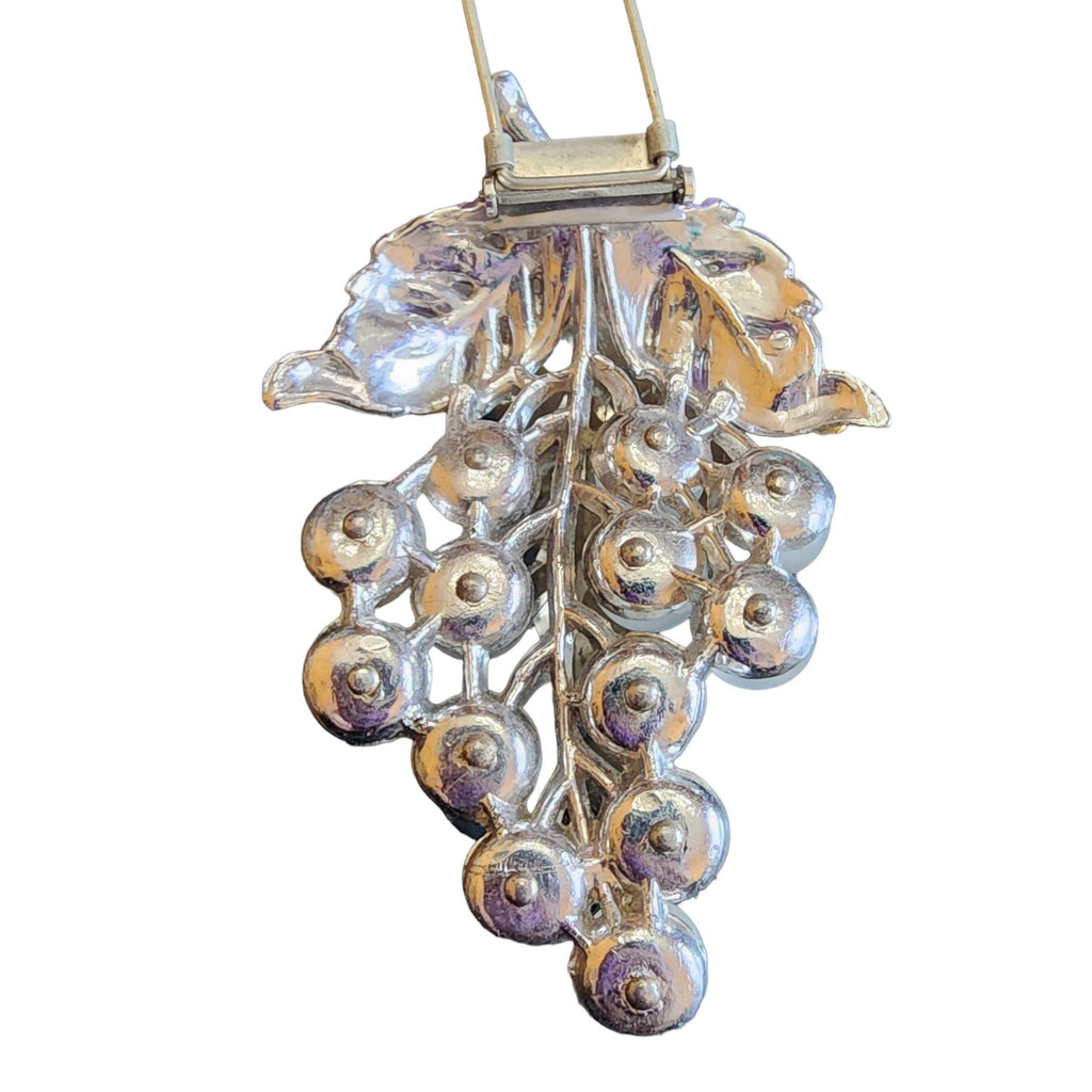 Vintage Coro Moonglow Fur Clip (A1904)