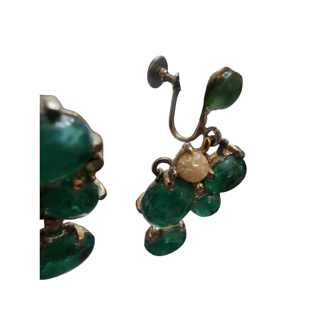 Vintage Unsigned Flawed Emerald Glass Screw Back Earrings (A4026)