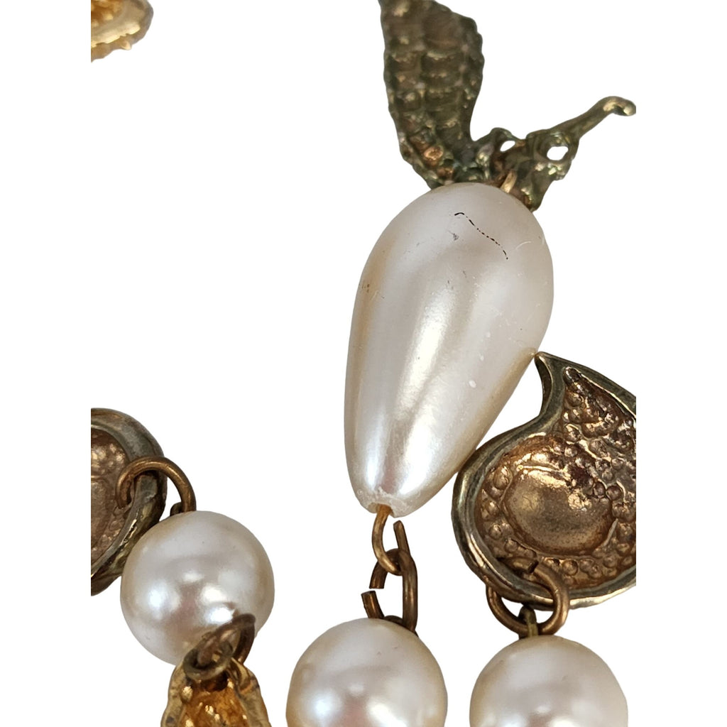 Vintage Signed Bill Blass Starfish & Sea Horse Clip Earrings (A599)