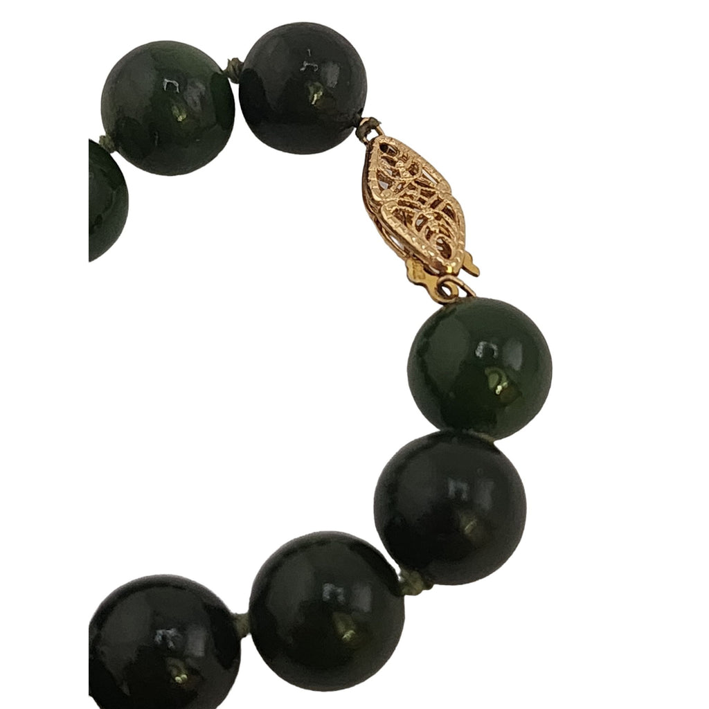 Vintage 8mm Jade And 14kt Gold Hand Knotted Necklace (A6345)