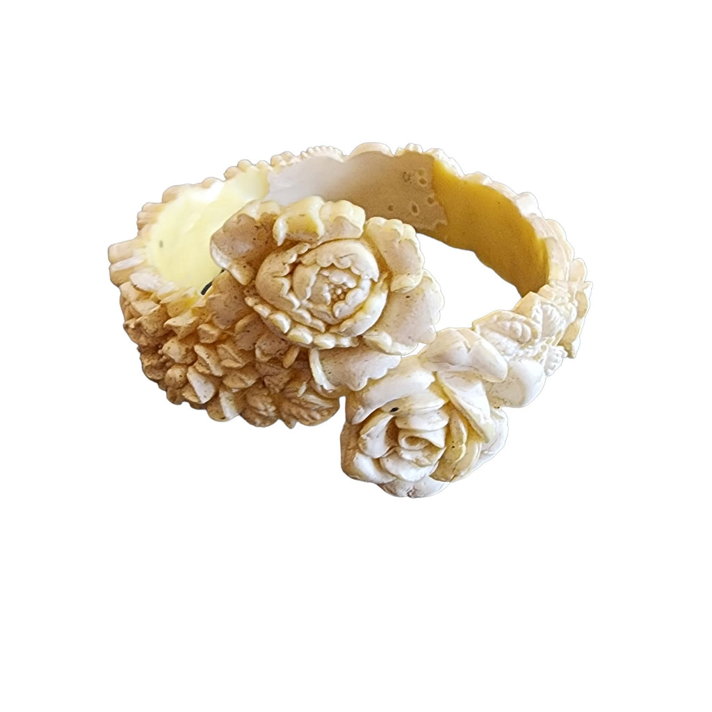 Vintage Carved Celluloid Floral Bangle Bracelet (A2085)