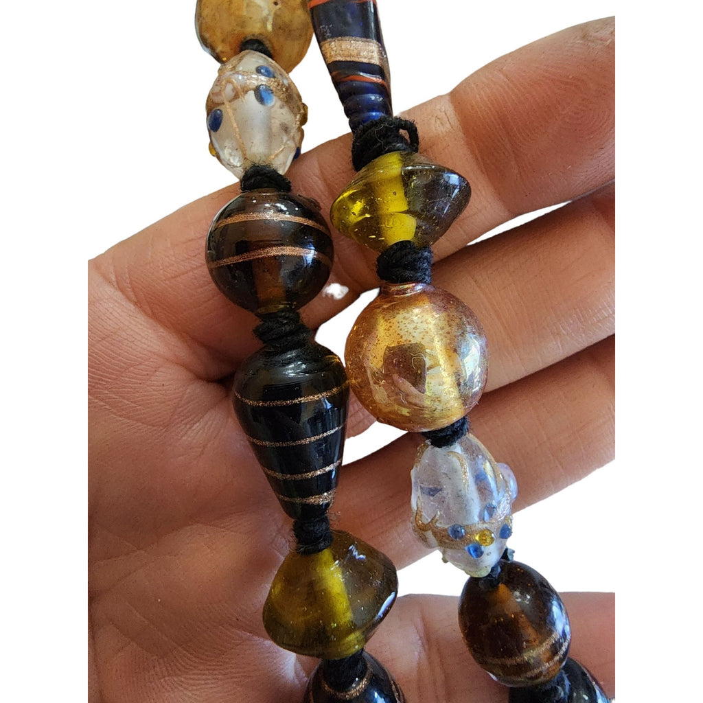 Vintage Hand Knotted Murano Wedding Cake Foil Art Glass Beaded Necklace (A1993)