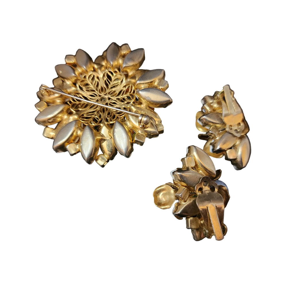 Vintage Unsigned Milk Glass Rhinestone & Beaded Flower Brooch Set (A3953)