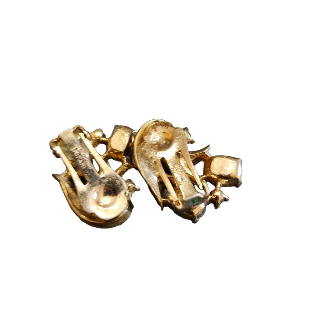 Vintage Signed Trifari Rhinestone Clip Earrings (A2067)