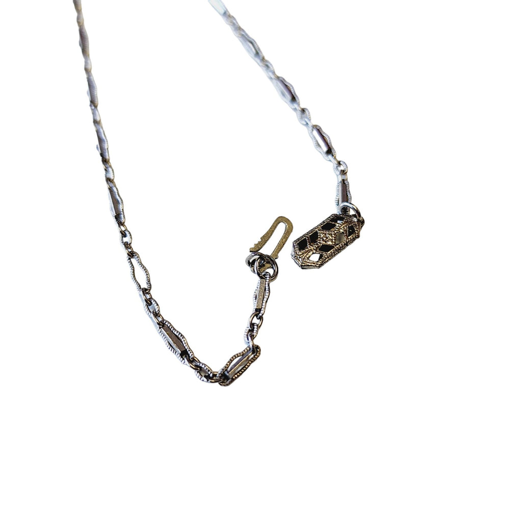Antique Art Deco Pressed Glass Pendant (A2239)