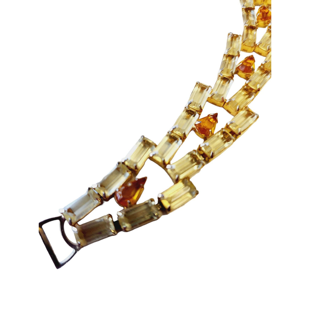 Vintage Well Made Acrylic Rhinestone Bracelet (A2243)