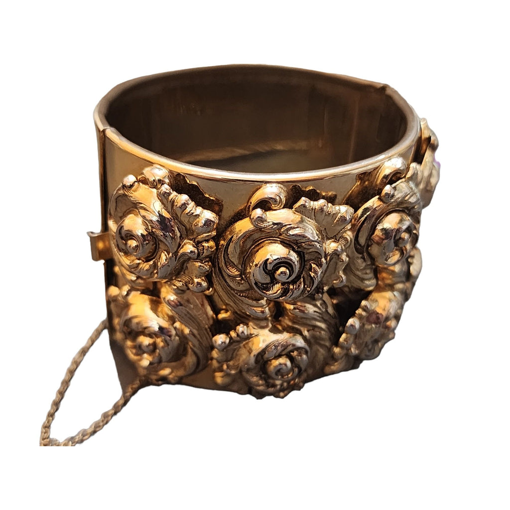 Vintage Hinged Repousse Flower Bangle Bracelet (A2335)