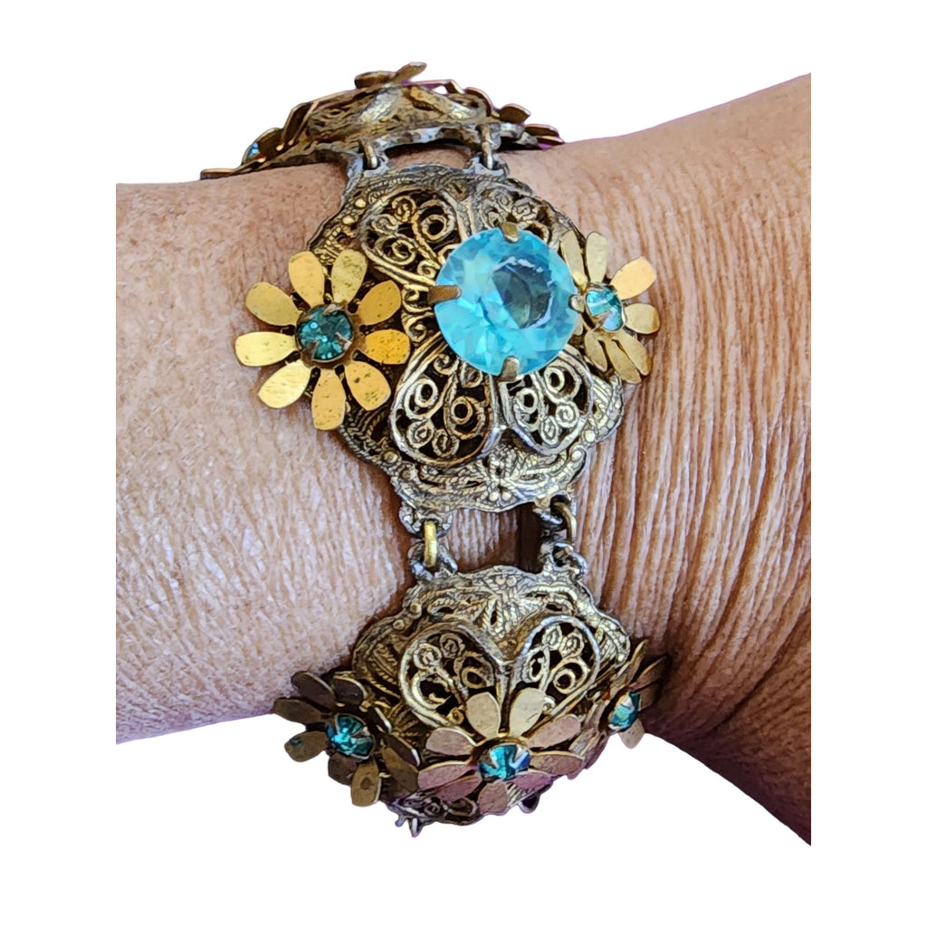 Vintage Spectacular Czech Style Elaborate Brass Acrylic & Glass Bracelet (A1918)
