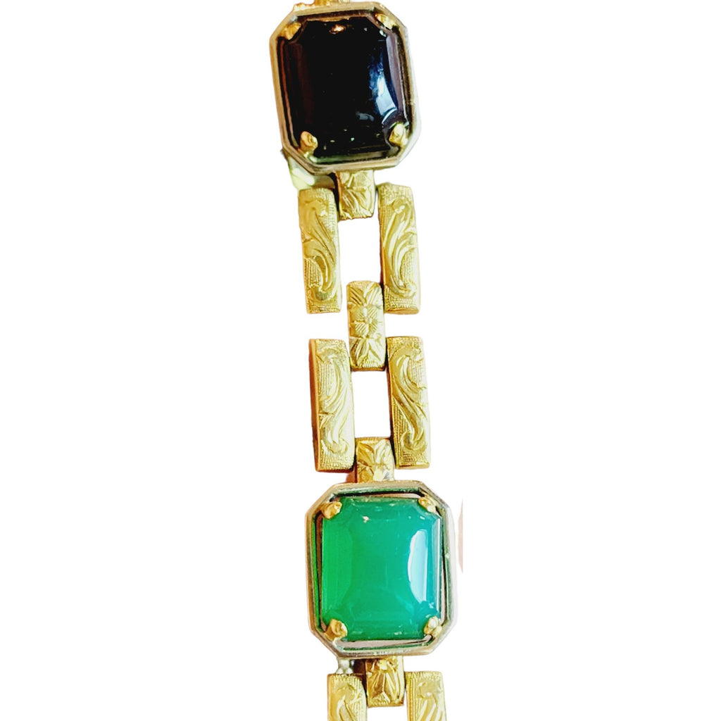 Vintage 18kt Gold Jade & Onyx Embossed Link Bracelet