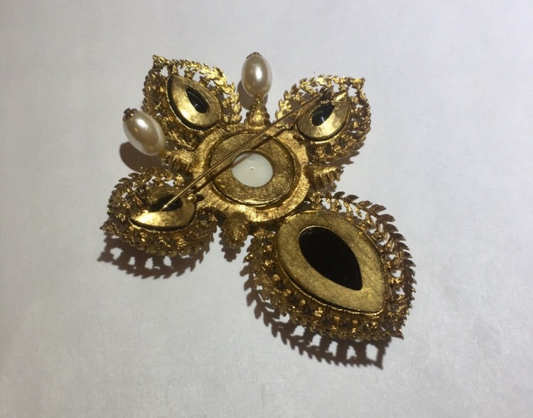 Vintage super old unsigned Chanel brooch pin - Sugar NY